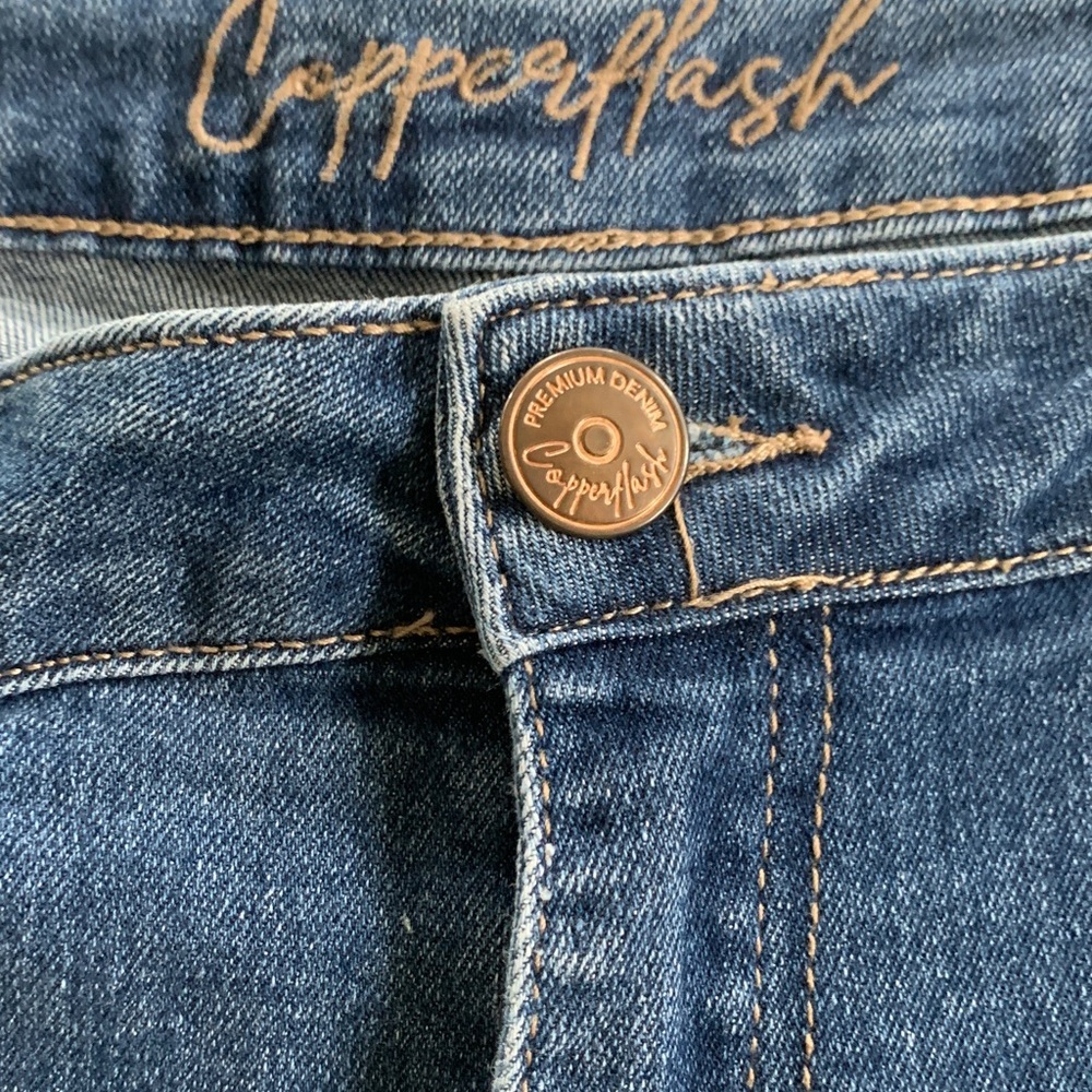 Copperflash High Rise Capris - Picture 4 of 10